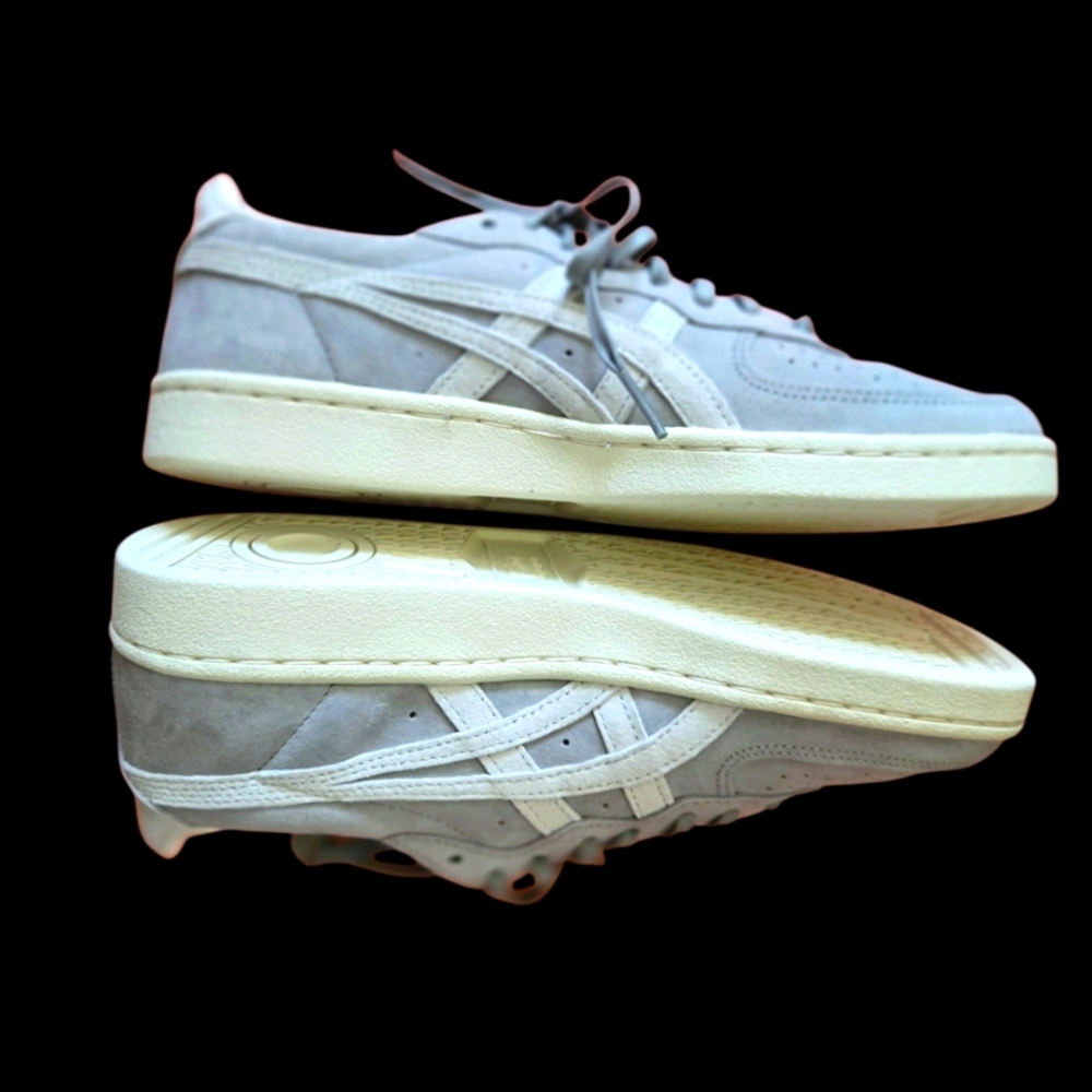 NEW Onitsuka Tiger GSM Gray and White Sneakers. NWB. Size 9 Womens/Unisex 7.5 - Picture 2 of 10